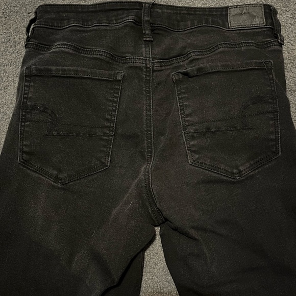 American Eagle Ripped Skinny Jeans - Picture 3 of 5